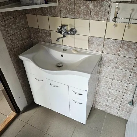 Ubytovani Lazne Belohrad Apartamento