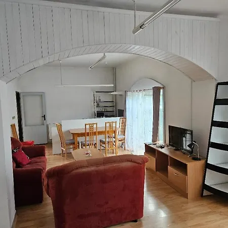 Ubytovani Lazne Belohrad * Jičín